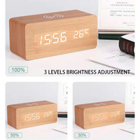 LED digitale houten wekker draadloos telefoonopladen USB temperatuur helderheid instelbaar nachtkastje slaapkamer tafel logo op maat