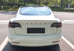 Véhicule électrique d'occasion <span class=keywords><strong>Tesla</strong></span> <span class=keywords><strong>Model</strong></span> 3 <span class=keywords><strong>2022</strong></span> RWD Batterie LFP Charge rapide Berline conduite à gauche - Product Image 5