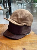 Gorra de 5 Paneles Personalizada al por Mayor con Logotipo, de Poliéster y Lona, Visera Plana, Hebilla Dorada de Cobre, Sin Estructura, Suave, Unisex, para Todas las Estaciones