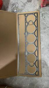 Joint de culasse 4022500 pour Hyundai R450LC7A R500LC7A Machines de construction - Product Image 3