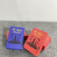 Boîte cadeau magnétique de luxe personnalisée avec feuille d'or et revêtement UV Finition mate Carton rigide Conception pliable