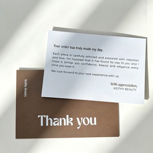 Carte de remerciement personnalisée de style minimaliste, carte insérée en papier brun de marque pour la satisfaction des clients du commerce électronique - Product Image 1