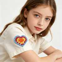 En stock – Patch cœur au crochet tricoté à la main de 9 cm, motif cœur ajouré color block, pour dessous de verre, robe d'enfant, vêtements de poupée, projet artisanal