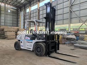 รถยก TCM 7 ตัน มือสอง เครื่องยนต์ดีเซล 6 สูบ ยกสูง 3 เมตร พร้อมระบบเลื่อนข้าง - Product Image 4