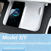 Per Tesla Model 3 e Model Y: Tappetino Antiscivolo in Silicone per Caricatore Wireless della Console Centrale, Accessori Interni per Auto