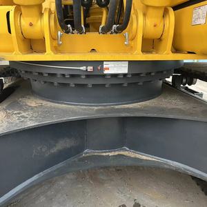 Excavadora Komatsu PC200-8 Usada del Año 2023 con Motor y Bomba de Alto Rendimiento - En Venta - Product Image 3