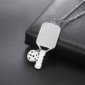 Venta al por mayor <span class=keywords><strong>de</strong></span> acero inoxidable Pickleball colgante collar clásico enlace cadena deporte encantos <span class=keywords><strong>para</strong></span> hombres y mujeres joyería deportiva - Product Image 4