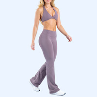 Set Pakaian Yoga Wanita dengan Kerah Tegak dan Celana Slim Fit Model Flare untuk Lari di Luar Ruangan, Latihan di Gym, Pakaian Olahraga yang Bernapas