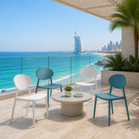 Chaise de jardin moderne en plastique imperméable pour l'extérieur, résistante au soleil, pour terrasse, bistrot, parc, villa, complexe hôtelier, mobilier de terrasse