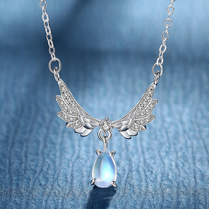 Collier en argent sterling 925 avec ailes d'ange, pendentif en cristal artificiel et pierre de lune, chaîne de clavicule pour femmes - Product Image 1