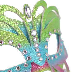 Pegatinas de ojos de mariposa con degradado de arcoíris y diamantes de imitación AB, ideales para diversos eventos de disfraces. - Product Image 2