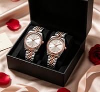 Montre de couple de style luxueux bicolore or rose et argent, avec lunette cannelée, pour homme et femme