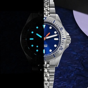 Montre mécanique OEM avec logo personnalisé NH35, étanche 200M, luminescence BGW-9, montres pour hommes, <span class=keywords><strong>lunette</strong></span> en aluminium, montre automatique 39MM - Product Image 3
