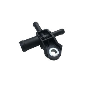 Conector de Tubería de Agua de Válvula de Tres Vías Honda 19110-5AA-A00 con Rosca Macho para Uso en Autos CRV, Accord y Civic - Product Image 1