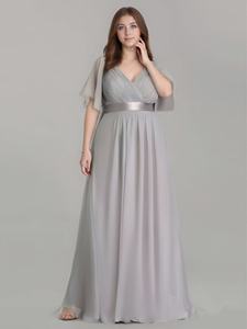 فستان سهرة أنيق بقصة A-Line وفتحة رقبة مزدوجة على شكل V وتصميم كاجوال مزين بكشكشة، فستان حفلات طويل بمقاسات كبيرة وأكمام قصيرة وخصر طبيعي مناسب للزفاف - Product Image 4