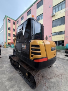รถขุดขนาดเล็ก SY60C มือสองที่ผ่านการตรวจสอบอย่างดี รถขุดไฮดรอลิกแบบตีนตะขาบ 6 ตัน สำหรับงานขุดร่องและงานก่อสร้างในพื้นที่ที่อยู่อาศัย - Product Image 4
