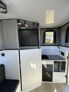 Toit de camion de luxe à glissière avec toilettes, douche et cuisine intégrées - Product Image 5