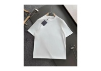Nouveau modèle de t-shirt imprimé unisexe, respirant et confortable, idéal pour les tenues décontractées quotidiennes et les tenues de bureau.