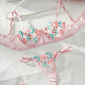 Ensembles de lingerie sexy en dentelle transfrontalière, strings, vente en gros, expédition directe d'usine, lingerie brodée en maille pour femmes - Product Image 1