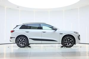 Voiture d'occasion |   <span class=keywords><strong>Audi</strong></span> Q6L E-tron Pilot First Edition Premium Full Option 2026, SUV électrique de luxe fourni par Uniland Motors en Chine - Product Image 4