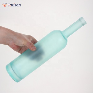 <span class=keywords><strong>Botella</strong></span> de Vidrio <span class=keywords><strong>Azul</strong></span> Esmerilado de Alta Calidad para Agua, 500ml 750ml, <span class=keywords><strong>Botella</strong></span> de Vino Frutal, <span class=keywords><strong>Botella</strong></span> de Vidrio Sellada de Alta Gama para Licor y <span class=keywords><strong>Tequila</strong></span> - Product Image 3