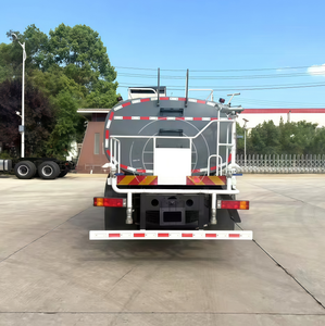 Camión de Riego Personalizado CLW Shacman X9 4x2 12000L 14000L de Alta Eficiencia para Transporte de Agua Municipal - Product Image 6