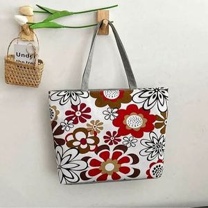 High Quality Wholesale Custom Printed Logo Large Capacity Canvas Bag Custom Logo Tote Bag Canvas - Product Image 3