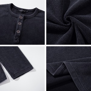 Camiseta Henley de manga larga para hombre, estilo callejero americano, estampada, con patrón de punto gofrado, holgada y versátil para combinar en capas - Product Image 3