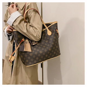 Sac à main fourre-tout tendance en cuir PU vintage de luxe pour femme, grande capacité, style simple - Product Image 3