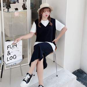 ชุดเซ็ตเสื้อยืดแขนสั้นและกระโปรงทรงสปอร์ต  สำหรับสาวพลัสไซส์  ดีไซน์คัลเลอร์บล็อก  ผ้าถักเนื้อนุ่ม  สไตล์ลำลอง  รุ่น N8060 - Product Image 2