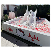 Fosse à balles blanche personnalisée, location de fête pour enfants et jeunes enfants, ensemble de jeux souples pour l'extérieur, équipement fosse à balles à double glissière