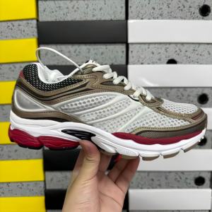 Chaussures de sport de luxe haut de gamme pour hommes, légères, en carbone, pour la course à pied, imperméables, respirantes, chaussures décontractées pour femmes - Product Image 4