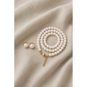Collier de perles de qualité supérieure avec boucles d'oreilles assorties, fermoir en or, ensemble de bijoux de mode pour femmes - Product Image 1
