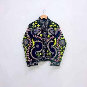 Chaqueta de Invierno Unisex Hecha a Mano con Terciopelo de Algodón y Bordado Suzani, Estilo Bohemio Hippie Indio, Abrigo Étnico para Compradores al por Mayor - Product Image 1