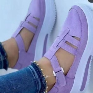 รองเท้าผ้าใบผู้หญิงไซส์ใหญ่รุ่นใหม่สำหรับฤดูร้อนและฤดูใบไม้ร่วง น้ำหนักเบา ระบายอากาศได้ดี พื้นหนาแบบเจาะรู รองรับแรงกระแทก ทนทาน เหมาะสำหรับใส่เล่นกีฬาและพักผ่อน - Product Image 5