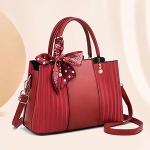 Nouveauté Sac à bandoulière pour femme en cuir PU, sacs classiques vintage élégants avec décoration de perles, sac à main pour femme - Product Image 1