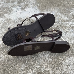 รองเท้าแตะรัดส้นแบบเปิดนิ้วเท้าประดับปลาดาวสำหรับผู้หญิง สวมใส่สบายในช่วงฤดูร้อน พร้อมสายรัดข้อเท้าแบบปรับได้และสายรัดนิ้วเท้า - Product Image 4