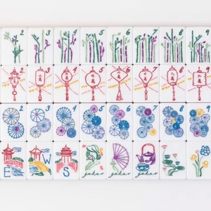 Ensemble de Mahjong Américain de Luxe avec Sac, Table Blanche, Tuiles de Mahjong en Néoprène Perle Lotus Oh My Mahjong Golf - Product Image 2