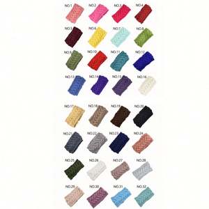 Diadema de punto trenzado estilo europeo-americano con protección para las orejas - Product Image 2