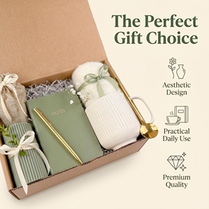 Ensemble <span class=keywords><strong>cadeau</strong></span> d'entreprise de luxe vert sauge avec logo personnalisé pour les employés, papeterie de bureau esthétique, carnet, tasse, boîte <span class=keywords><strong>cadeau</strong></span> pour femmes et hommes - Product Image 4
