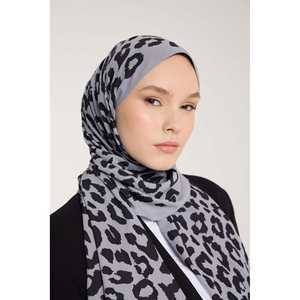 ผ้าคลุมฮิญาบลายเสือดาว สีเงินดำ น้ำหนักเบา ผลิตจากโพลีเอสเตอร์ สำหรับผู้หญิง ทรงยาว - Product Image 2