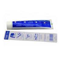 Dentifrice de qualité du fabricant personnalisé, dentifrice en gel rayé blanchissant les dents à saveur de menthe avec une brosse à dents emballée