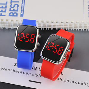 Reloj Electrónico Digital de Moda con Pantalla Digital para Mujer, Bonito Reloj Deportivo con Correa Elástica de Silicona Pequeña para Hombre - Product Image 6