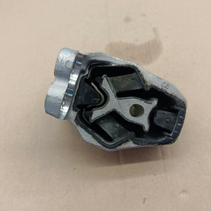 11360-6RC0B Motor Braketi Makine Ayak Lastiği Seti Nissan Rogue T33 için Motor Takozları - Product Image 1