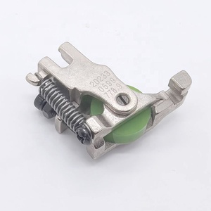 อุปกรณ์ <span class=keywords><strong>T168</strong></span> S518L เท้าแบบมีล้อสำหรับจักรเย็บผ้าอุตสาหกรรมลูกกลิ้งเหล็กซิปที่มองไม่เห็น - Product Image 2