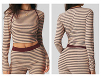 Ensemble de sport rayé 2 pièces pour femme : haut court à manches longues et pantalon taille haute respirant – Tenue décontractée