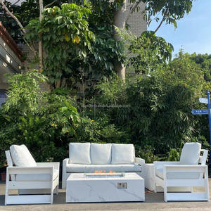 Ensemble <span class=keywords><strong>de</strong></span> table <span class=keywords><strong>de</strong></span> foyer en <span class=keywords><strong>pierre</strong></span> frittée et sectionnelle <span class=keywords><strong>de</strong></span> patio extérieur <span class=keywords><strong>de</strong></span> 5 pièces en blanc avec coussins et couvercle/roche <span class=keywords><strong>de</strong></span> <span class=keywords><strong>lave</strong></span> - Product Image 3