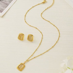Conjunto de Joyería de Moda Francesa Vintage con Collar y Pendientes de Gema, Lujo Ligero, Colgante Ojo de Gato Estilo INS, Regalo de Joyería al por Mayor - Product Image 5