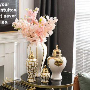 Pot en céramique à motif gingembre avec bande dorée et couvercle, vase à fleurs en céramique pour hôtel, vases en céramique et en porcelaine pour la décoration de mariage et de la maison - Product Image 5