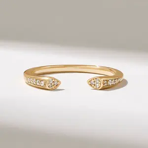 ล่าสุดแหวนแต่งงาน18พันชุบทองเงิน S925เพชรปูข้อมือเปิดแหวนแต่งงานสำหรับสุภาพสตรี